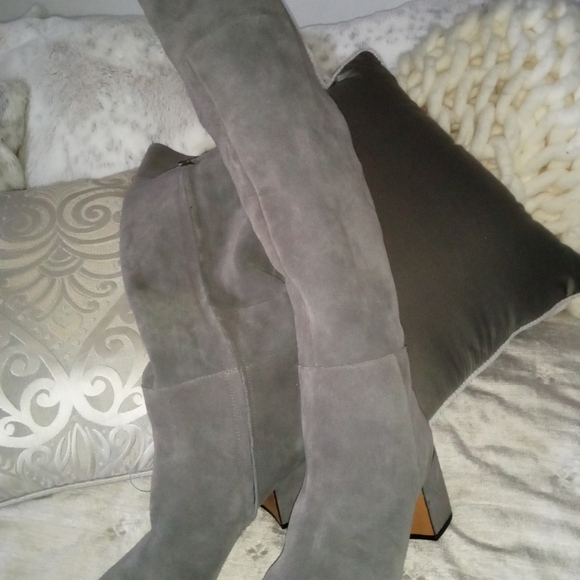 Clark's comfy boots size 9 - Picture 2 of 2